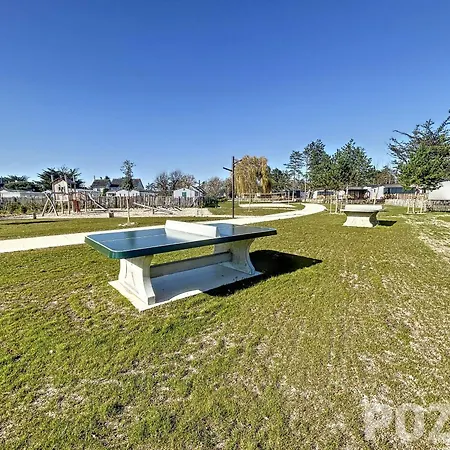 A - 6 Couchages, Piscine Chauffee, Pres De La Et Commerces - Fr-1-361-523